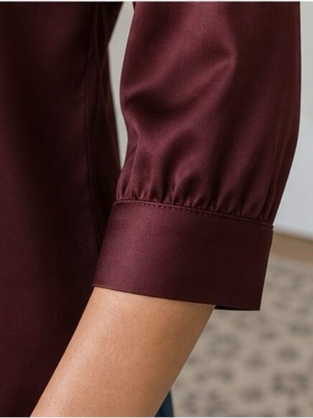 Women’s Square-Neck Button Front Top in Burgundy - Picture 5 of 6